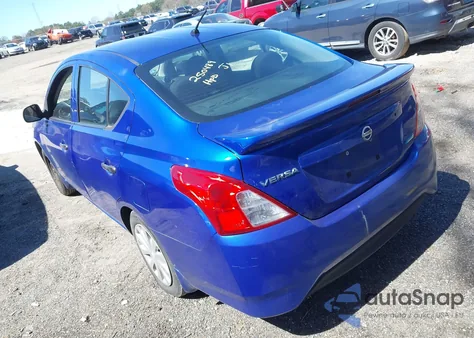 2015 Nissan Versa 1.6 S+ z USA, uszkodzony, nr VIN 3N1CN7AP1FL872804